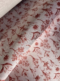 zoom immagine (Tessuto raso avorio floreale rosso mattone per Artigianato)