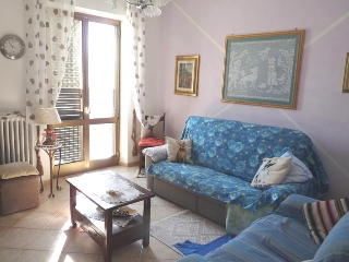zoom immagine (Appartamento 122 mq, soggiorno, 3 camere, zona Chiusi Scalo)