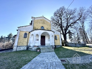 zoom immagine (Casa singola 80 mq, soggiorno, 2 camere, zona Castelnuovo Nigra - Centro)