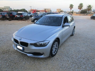zoom immagine (Bmw 316d touring business auto)