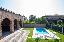 Rustico 330 mq, soggiorno, 3 camere, zona Este