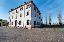 Casa a schiera 550 mq, soggiorno, 7 camere, zona Fossoli