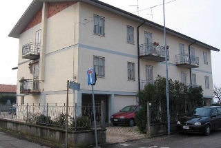 zoom immagine (Appartamento 112 mq, soggiorno, 3 camere, zona Sanguinetto - Centro)
