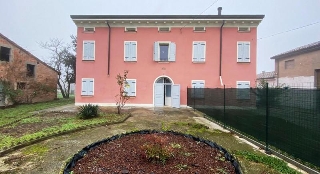 zoom immagine (Casa a schiera 206 mq, soggiorno, 4 camere, zona Concordia Sulla Secchia)