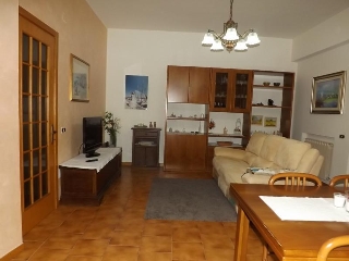 zoom immagine (Casa a schiera 220 mq, soggiorno, più di 3 camere, zona San Silvestro)