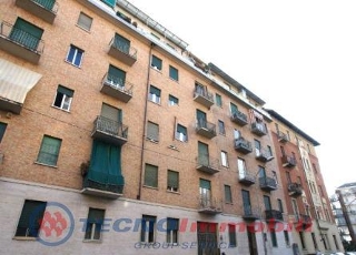 zoom immagine (Vendita Appartamento a Torino condizione: Ristrutturato piano: 2)