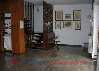 zoom immagine (Vendita Appartamento a Pino Torinese condizione: Buono piano: Su più livelli)