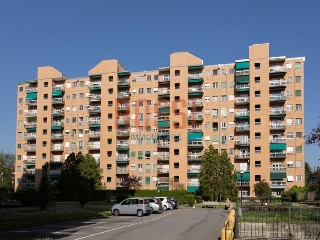 zoom immagine (Appartamento 110 mq, soggiorno, 2 camere, zona Sesto San Giovanni)