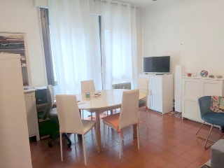 zoom immagine (Appartamento 75 mq, soggiorno, 2 camere, zona Santa Croce)