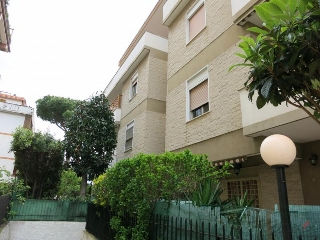 zoom immagine (Appartamento 57 mq, soggiorno, 1 camera, zona Santa Marinella)