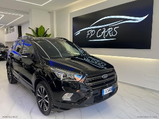 zoom immagine (FORD Kuga 1.5 TDCI 120 CV S&S 2WD ST-Line)