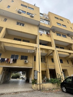 zoom immagine (Appartamento 153 mq, soggiorno, 3 camere, zona Viale Calabria)