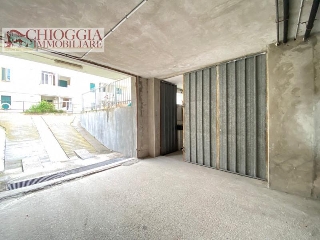 zoom immagine (Garage 40 mq, zona Sottomarina)