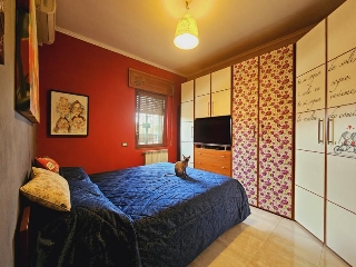 zoom immagine (Appartamento 50 mq, soggiorno, 2 camere, zona Romanina)