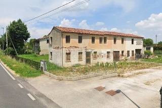 zoom immagine (Rustico 170 mq, soggiorno, 3 camere, zona Camisano Vicentino)