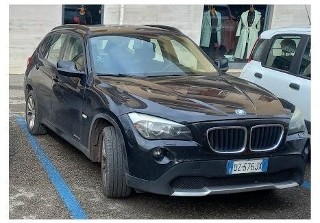 zoom immagine (BMW X1 s18d)