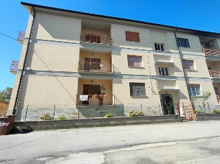 zoom immagine (Appartamento 139 mq, soggiorno, 2 camere, zona Sant'Egidio alla Vibrata)