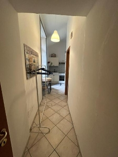 zoom immagine (Appartamento 70 mq, 2 camere, zona Napoli - Centro)