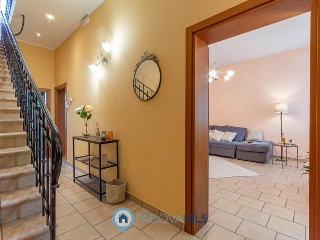 zoom immagine (Casa a schiera 120 mq, soggiorno, 2 camere, zona Battaglia Terme - Centro)