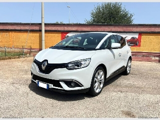 zoom immagine (Renault scenic business 1.7 dci 120cv)