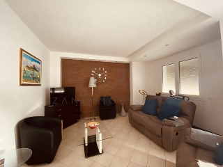zoom immagine (Appartamento 212 mq, soggiorno, 3 camere, zona Castelfranco Veneto)