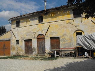 zoom immagine (Rustico 280 mq, zona Montignano)