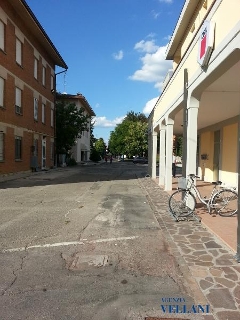 zoom immagine (Negozio/locale commerciale in Vendita a Novi di Modena)