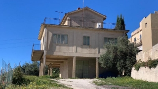 zoom immagine (Casa singola 276 mq, soggiorno, più di 3 camere, zona Monterosso Almo)