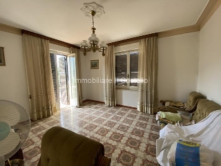 zoom immagine (Appartamento 110 mq, soggiorno, 2 camere, zona Sant'Arcangelo)