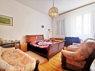 zoom immagine (Appartamento 138 mq, soggiorno, 3 camere, zona Bolzano - Centro)