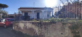 zoom immagine (Villa 140 mq, soggiorno, 2 camere, zona Torre del Greco)